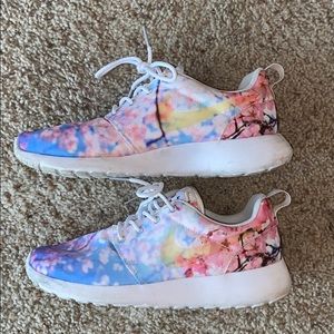 Nike women’s Cherry Blossom Roshe One tennis shoes